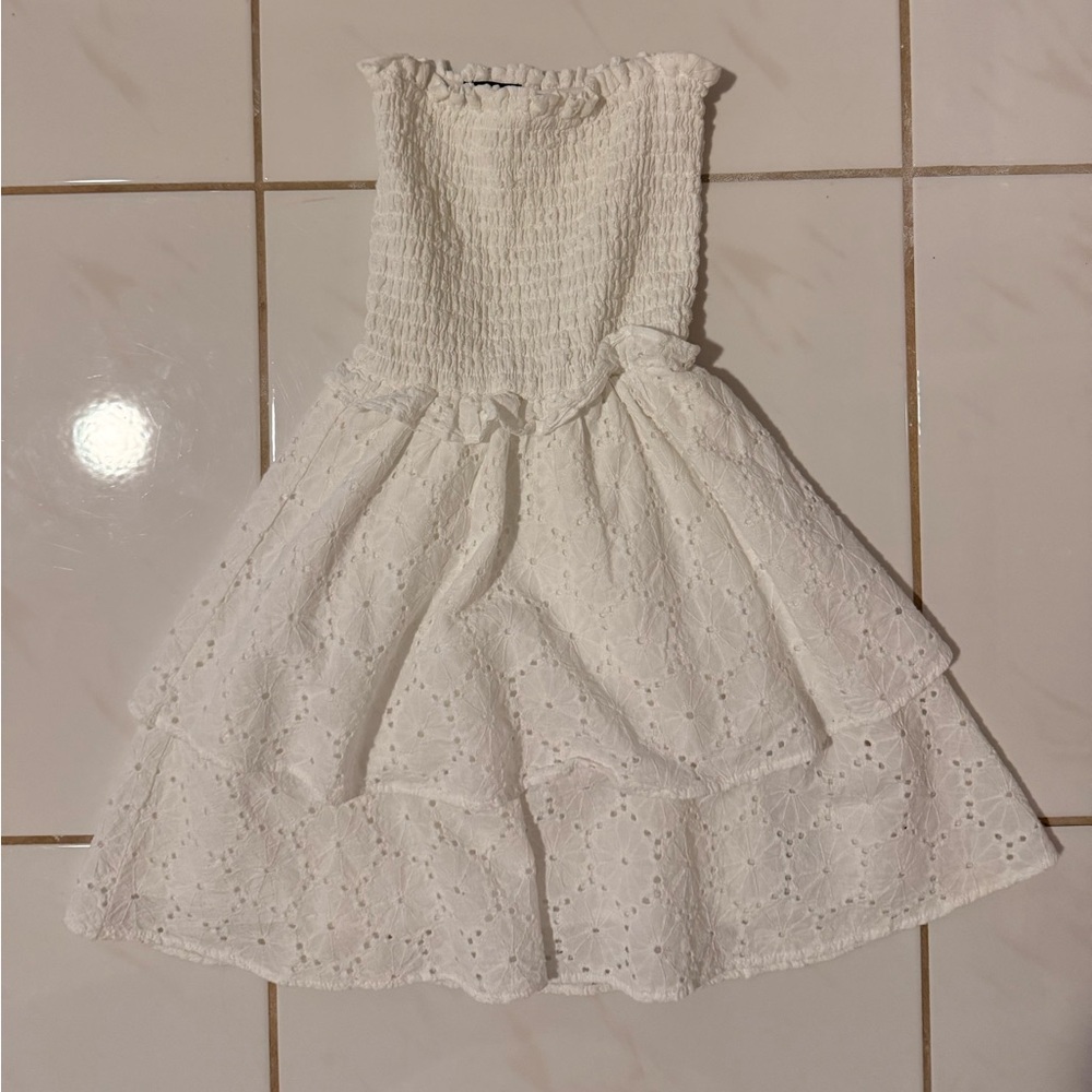 Elegant White Lace Dress